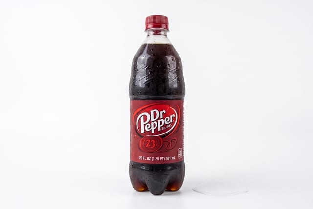 20 oz - Dr Pepper.