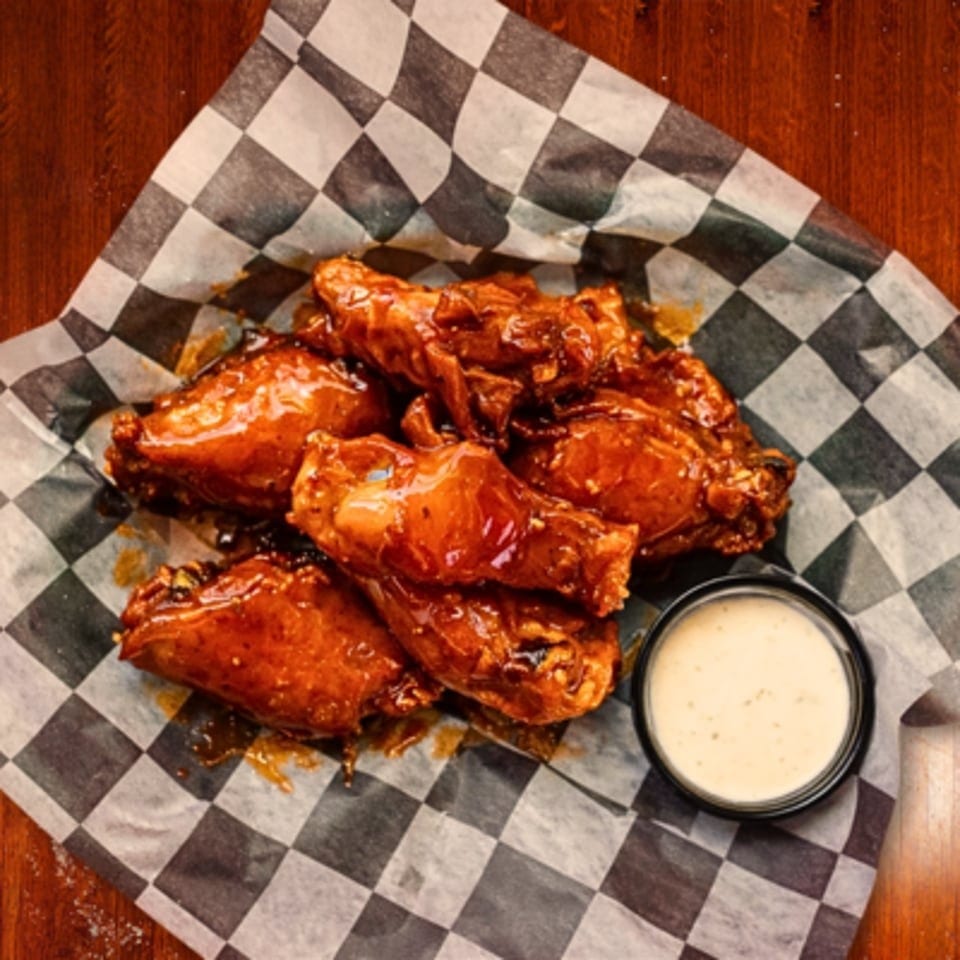 Spicy PEACH 🍑 Wings (6).