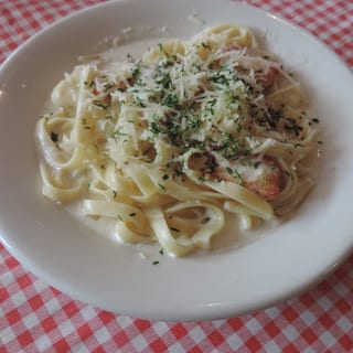 Saturday Fettuccine Alfredo (Bowl Size)